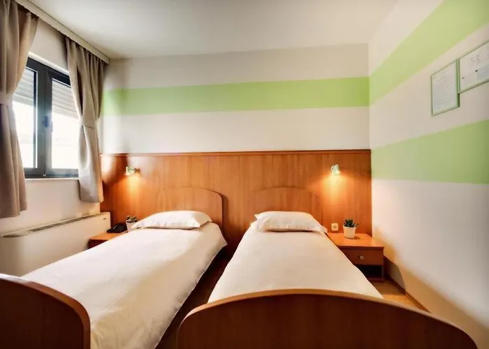 Interpetrol モーテル